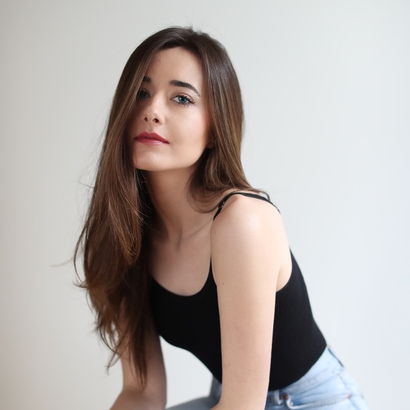 Meet your Posher, Olivia - Picture 4 of 6